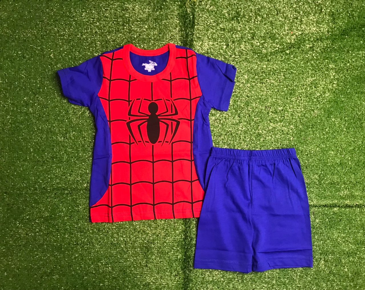 Habit ensemble t-shirt et short enfant tendance Dakar