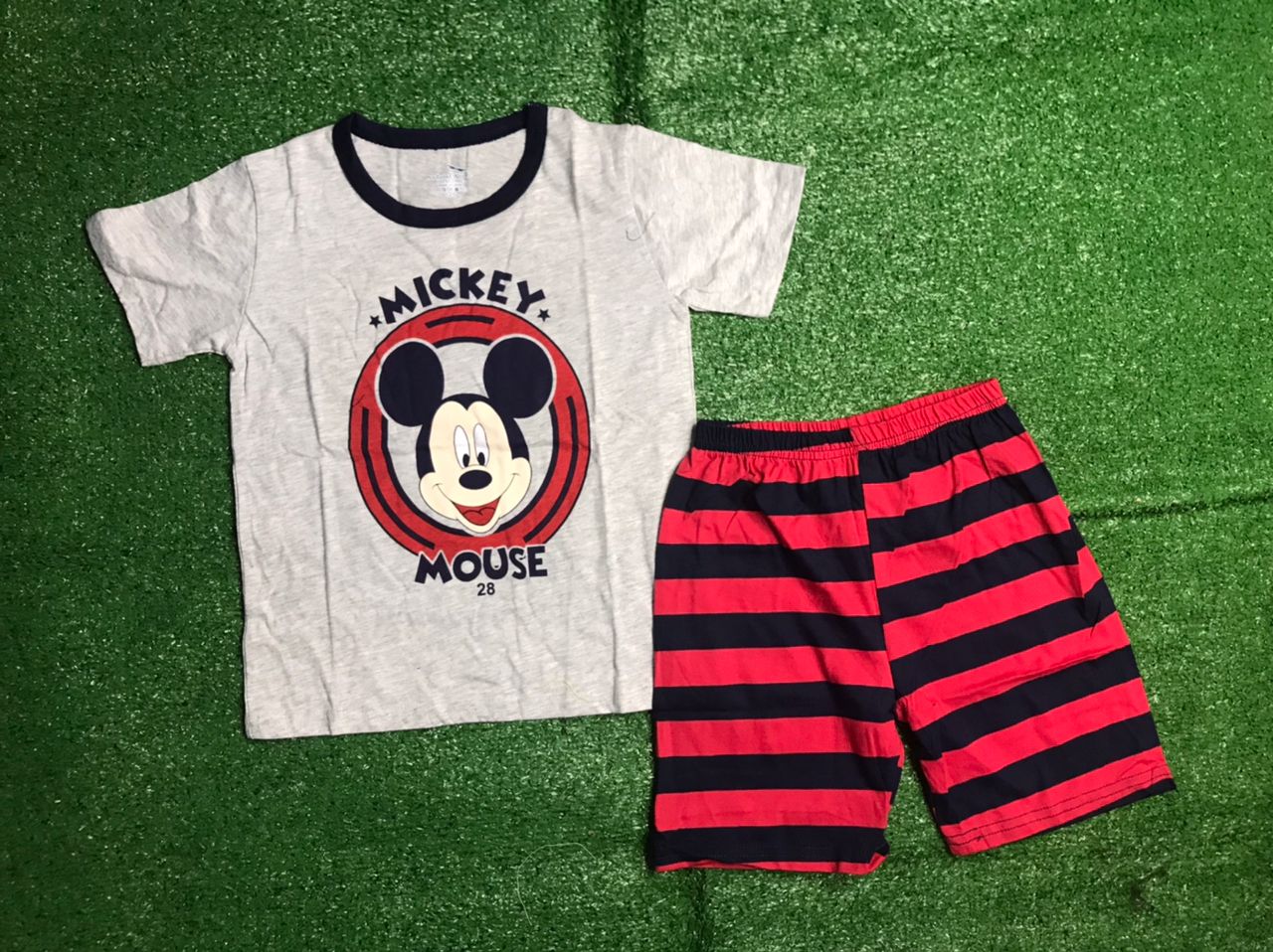 Habit ensemble Minnie – Élégance et espièglerie pikine-dakar